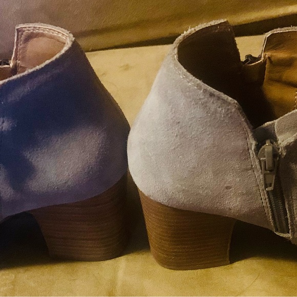 Lucky Brand Grey(hint of brown) Booties Size 7/12 - Picture 3 of 5